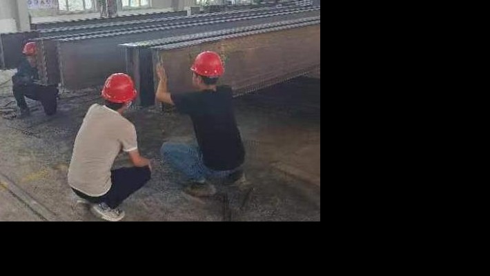 【同心抗疫 共克時(shí)艱】裝備公司各生產(chǎn)經(jīng)營單位疫情防控、生產(chǎn)經(jīng)營工作“兩手抓” “兩不誤”